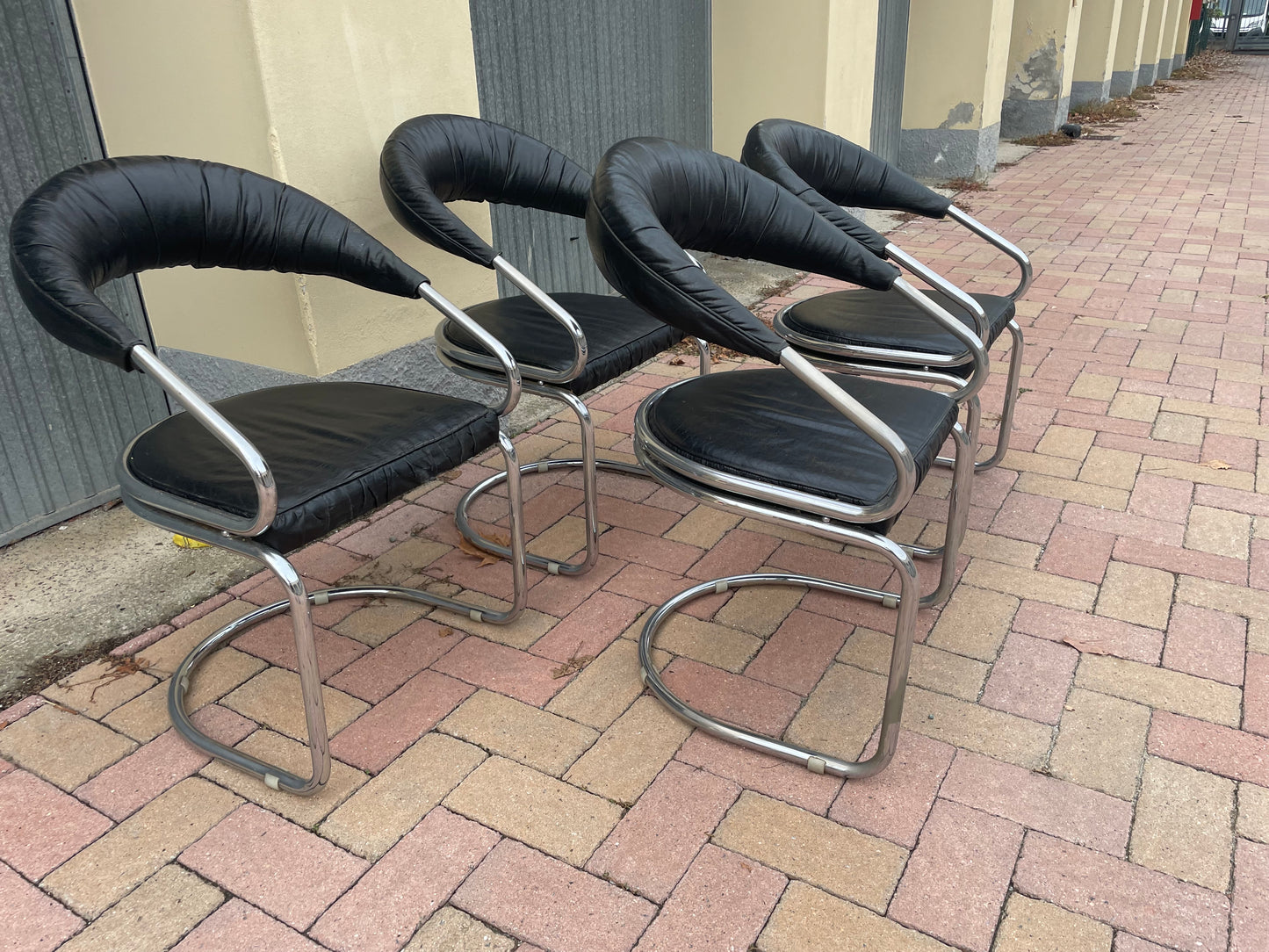 4 Giotto Stoppino armchairs from the 70s