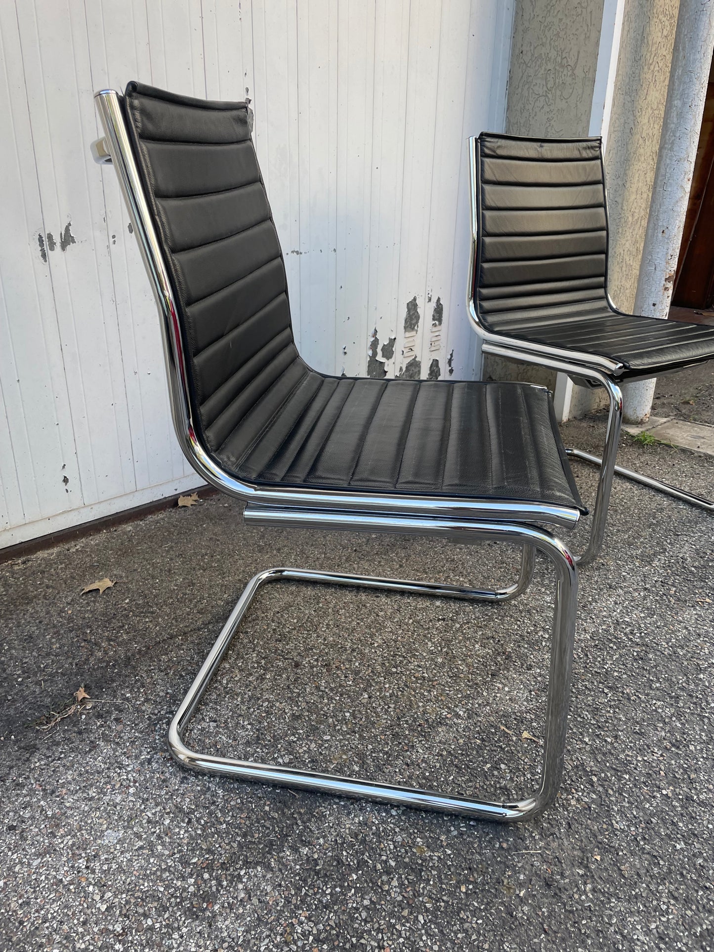 Paire de fauteuils design Luxy