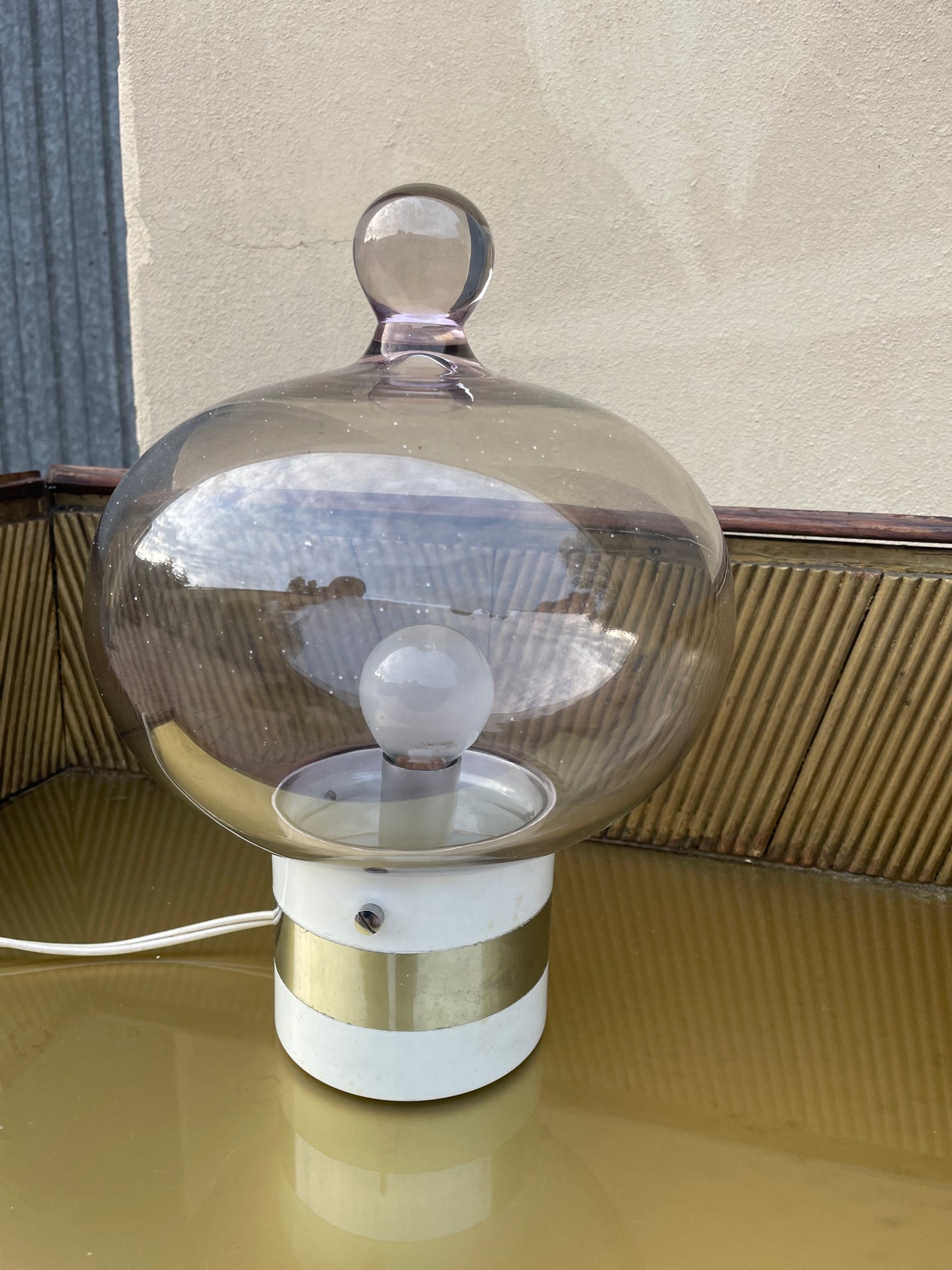 Lampe de table ou de chevet en verre et métal années 70