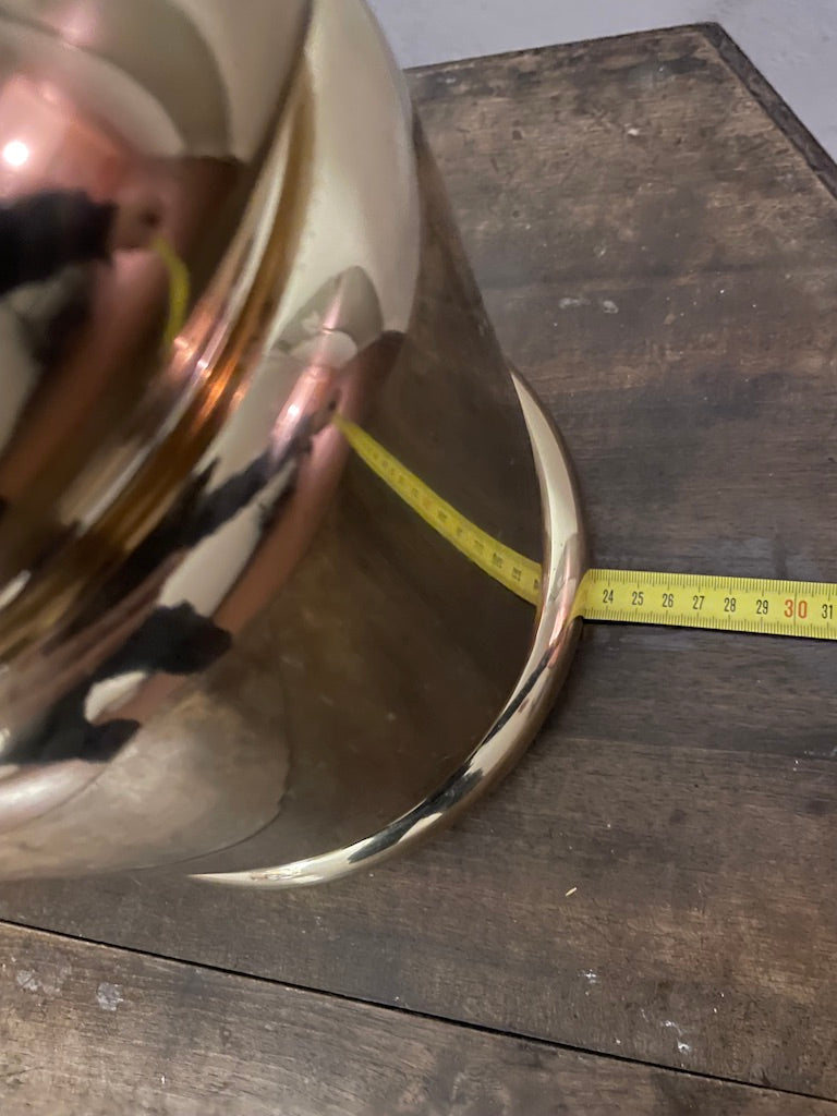 Brass-plated table lamp
